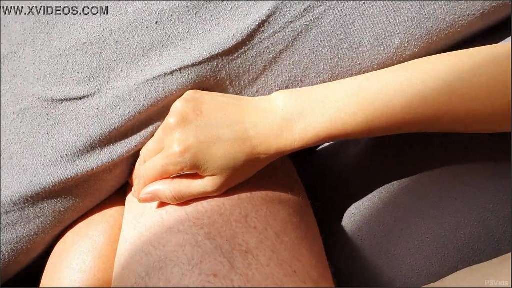 Delicious Liv lässt sich von zwei Kerlen doppelt bumsen