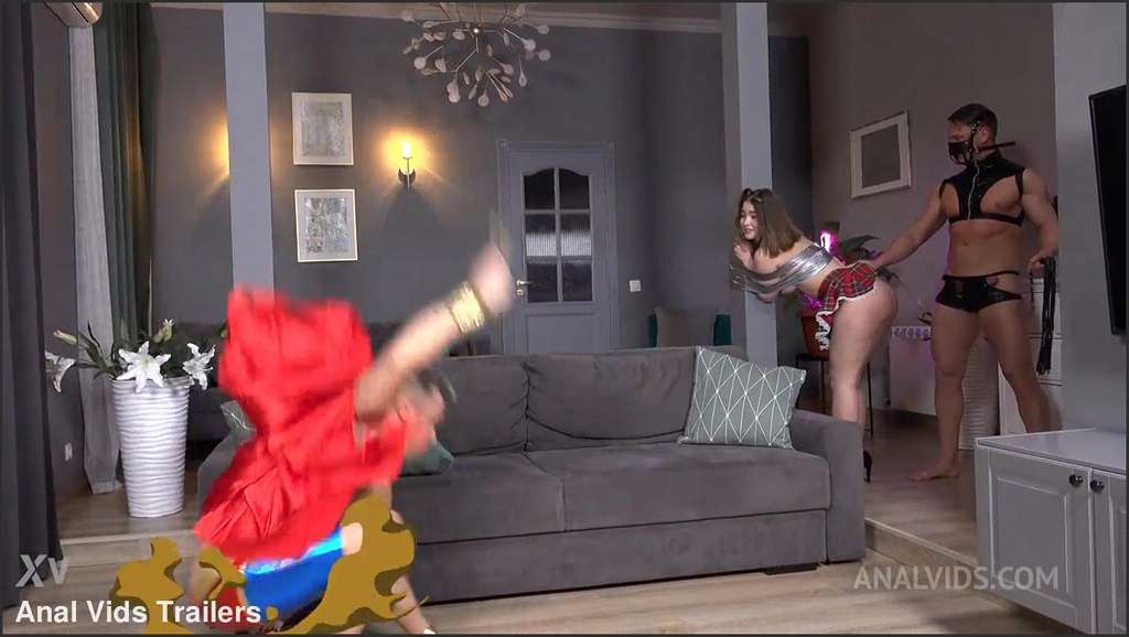 Mia Piper beim Fick die Beine breit