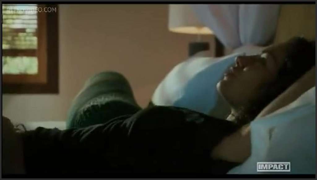 Mila Kunis Sins bumst die Stewardessen April O’neil und Maria Madysinn