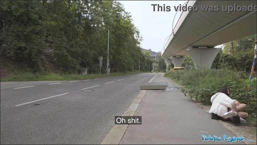 Porno und reiten mit Dildo im Arsch